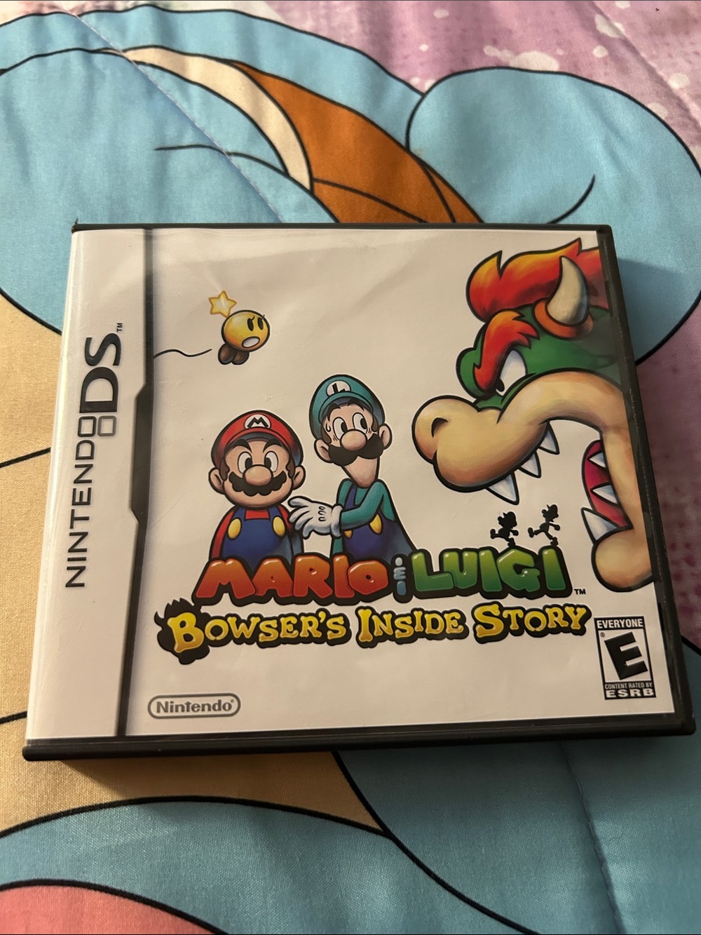 Nintendo Mario & Luigi: Bowser's Inside Story — White, Red, Green